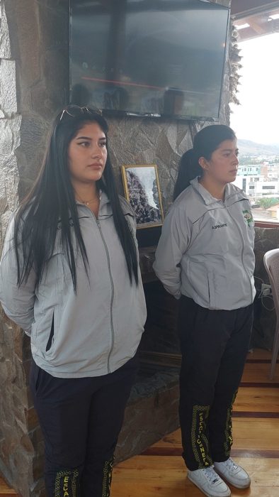 Yerly Vicuña y Nicol Llugcha